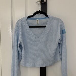 ALO Yoga Light Blue Ribbed Muse V Neck Crop Top